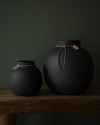 Vas stengods rund d21 h22, mörkgrå