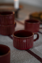 Glöggmugg d7,5 h5 cm röd räfflad