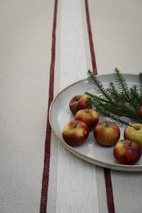 Löpare 45x150 natur/vit/röd